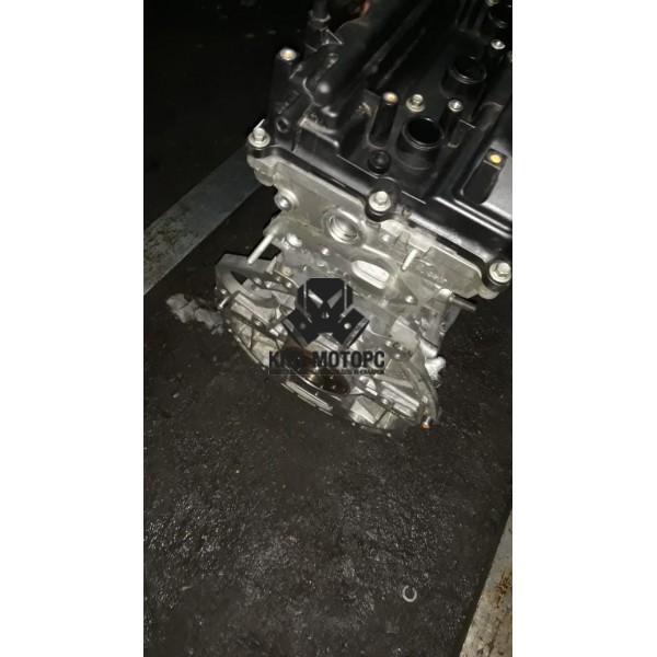 Двигатель без навесного  на Hyundai Santa Fe SUV 2.4 171Hp G4KE 4WD AT 2015