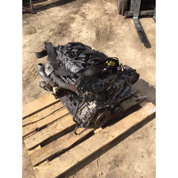 Двигатель без навесного с турбиной на Opel Vivaro VAN 2.5D (146Hp) (G9U 630) FWD MT 2008