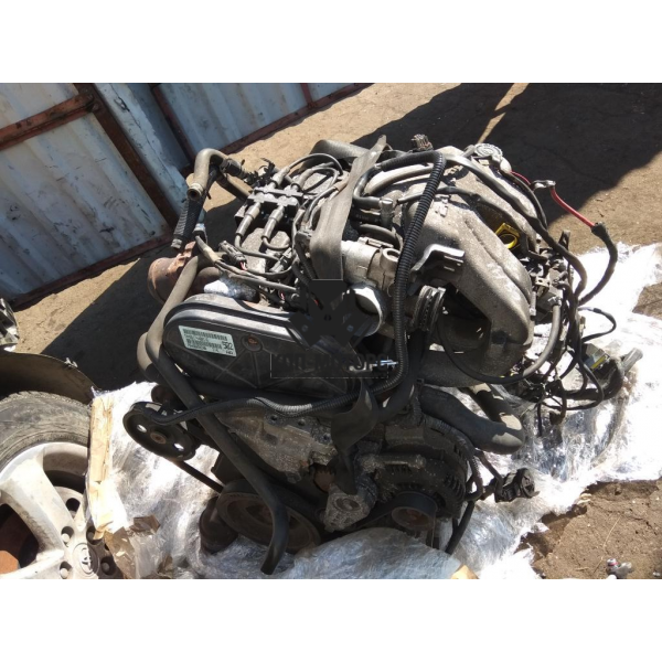Двигатель в сборе для Dodge Caravan Minivan 2.4  EDZ FWD 