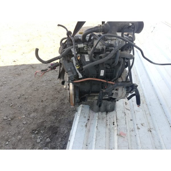 Двигатель без навесного на Opel Corsa Hatchback 1.0L 65Hp Z10XEP FWD MT 2010